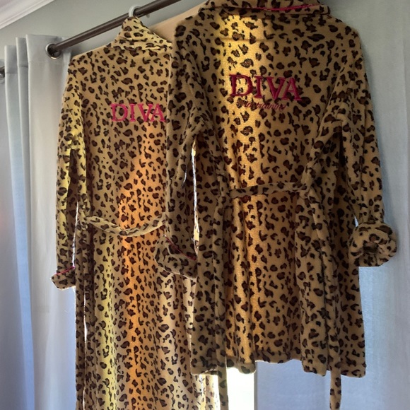 Vintage Couture Mother/Daughter Leopard Matching Robes - Picture 4 of 6